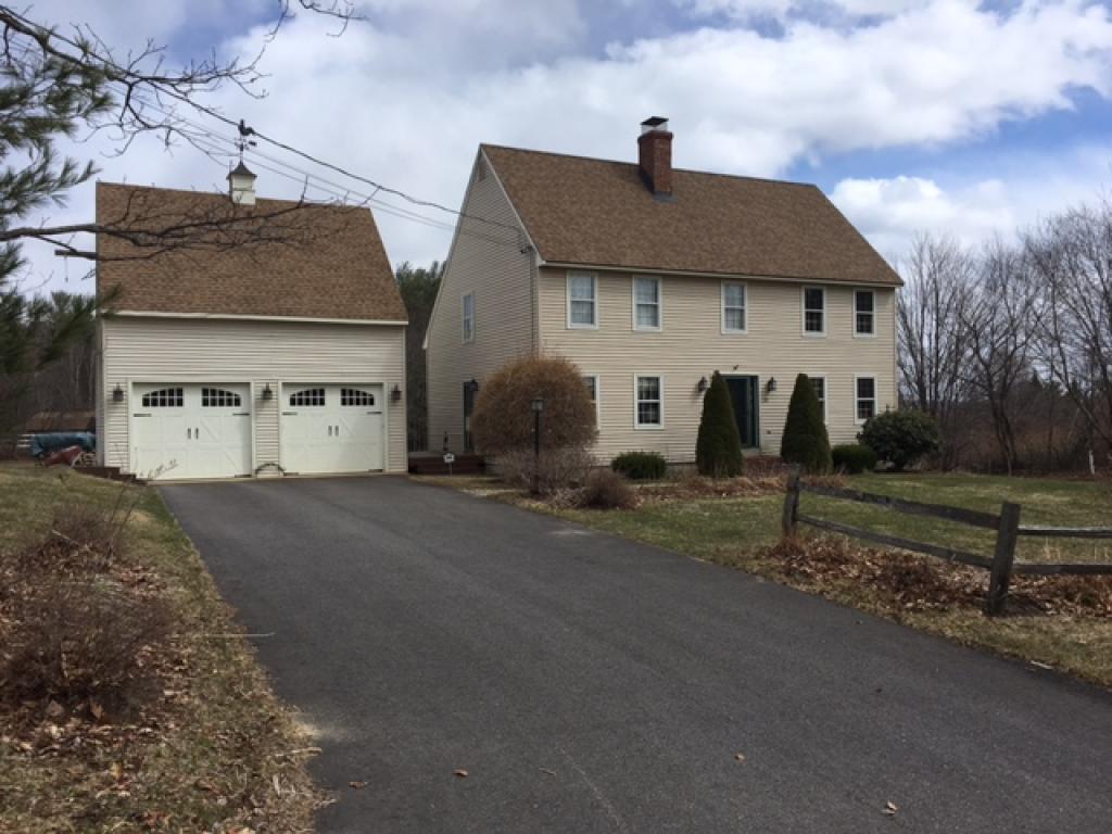 337 Calef Hill Road Tilton, NH 03276 - Photo 2 of 34
