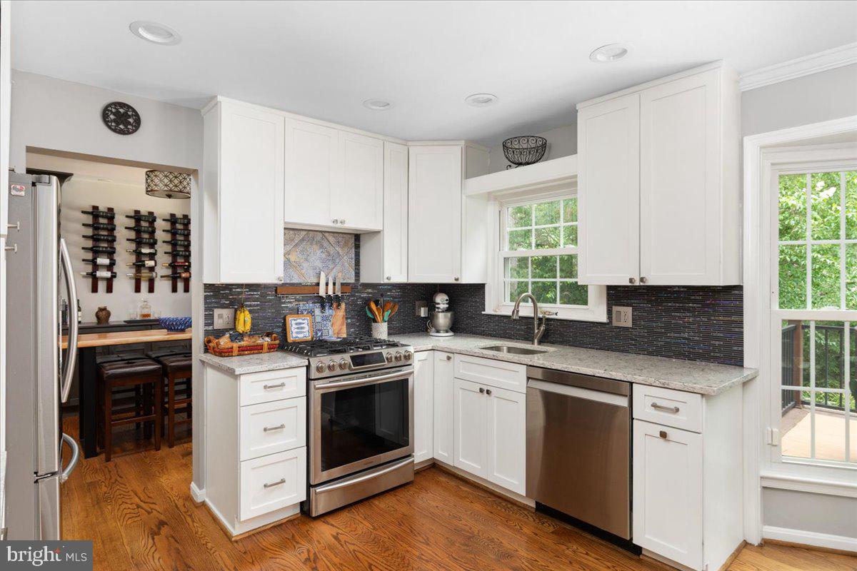 8201 Running Creek Court Springfield, VA 22153 - Photo 27 of 63 Updated Kitchen