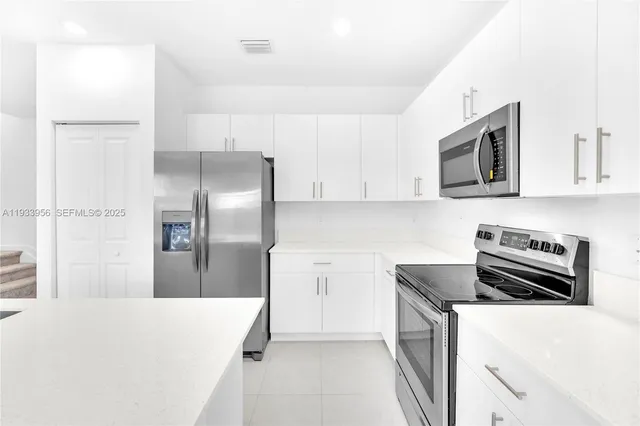 $3,600 | 12002 Northwest 47th Manor, Coral Springs, FL 33076