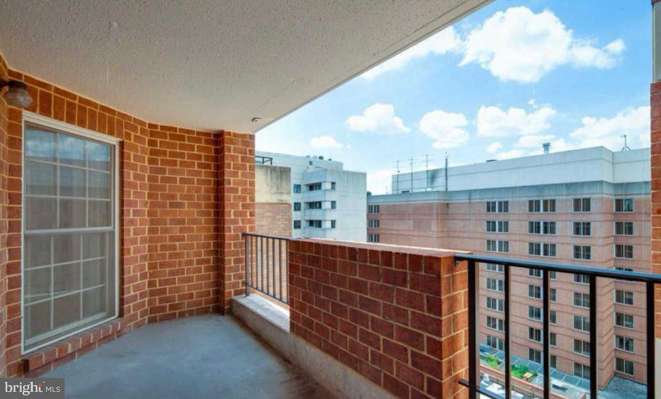 1230 23rd Street Northwest, Unit 818 Washington, DC 20037 - Photo 6 of 28