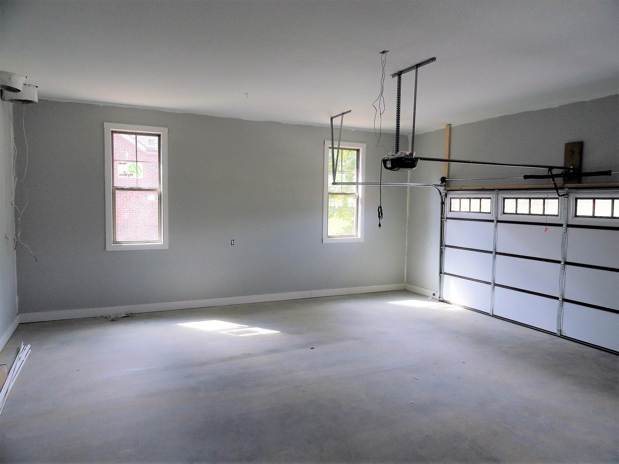 1035 Houston Springs Road Greenback, TN 37742 - Photo 4 of 38 2 Car Garage Main