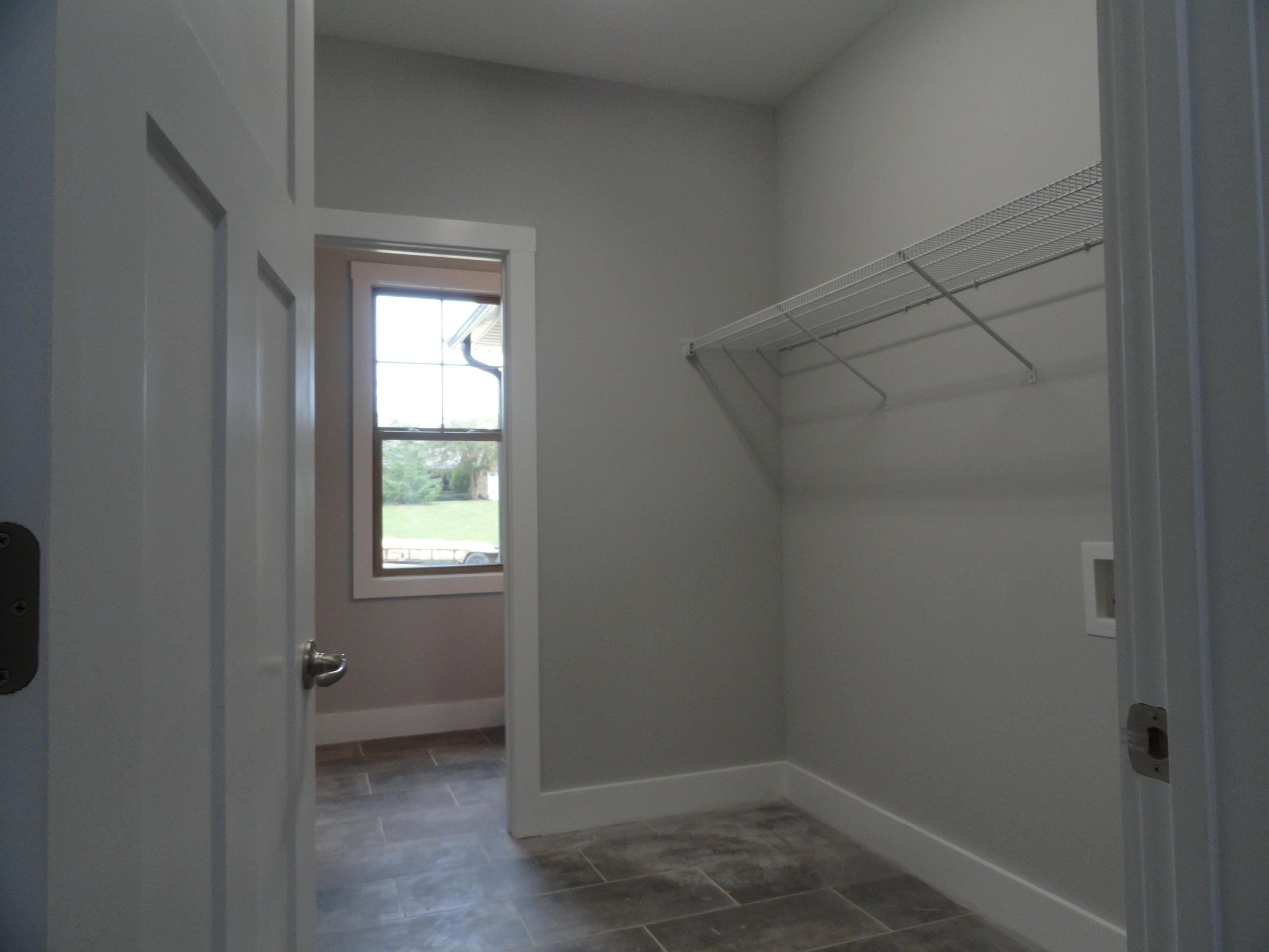1035 Houston Springs Road Greenback, TN 37742 - Photo 35 of 38 Laundry Room Main