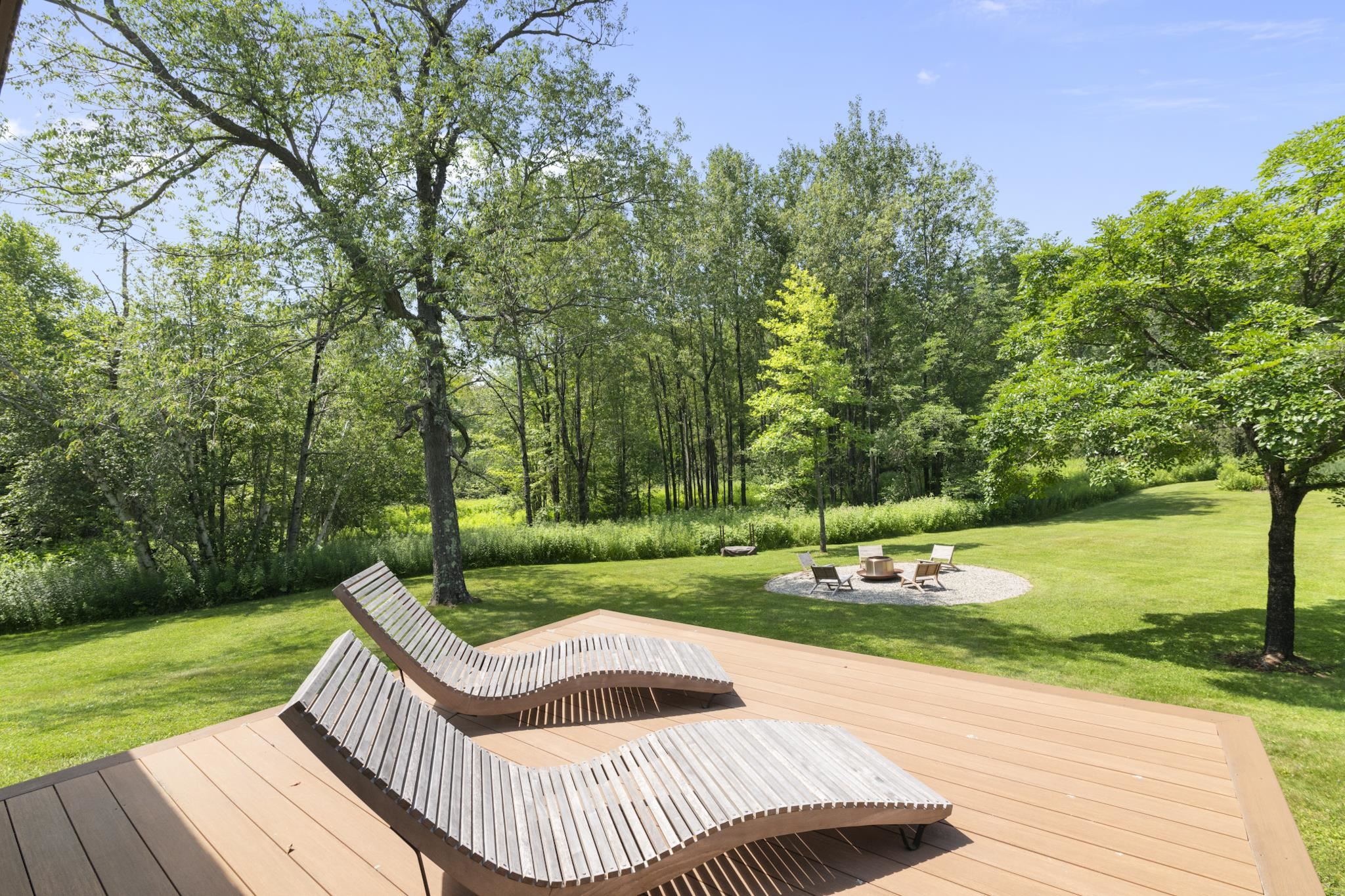 55 Cross Town Road West Dover, VT 05356 - Photo 5 of 53