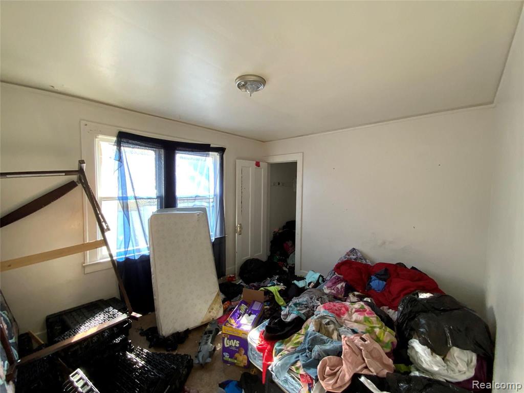 4400 Devonshire Road Detroit, MI 48224 - Photo 22 of 38