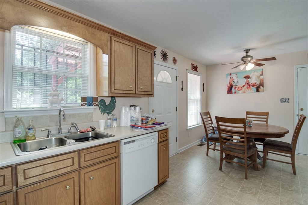 2138 Alfred Lane Augusta, GA 30906 - Photo 10 of 21