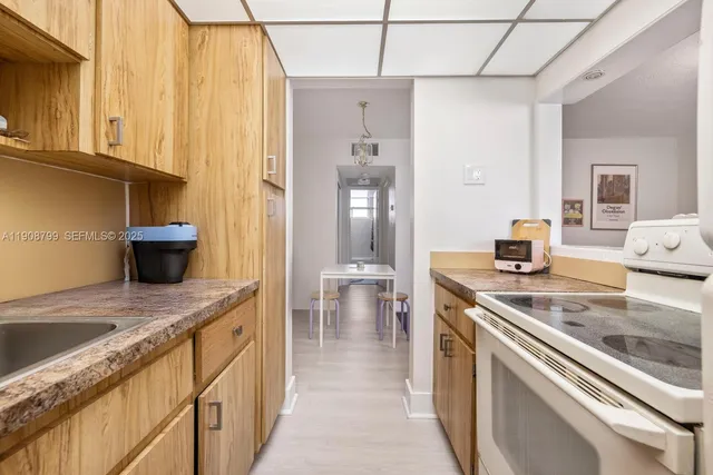 $319,000 | 9140 Collins Avenue, Unit C, Surfside, FL 33154