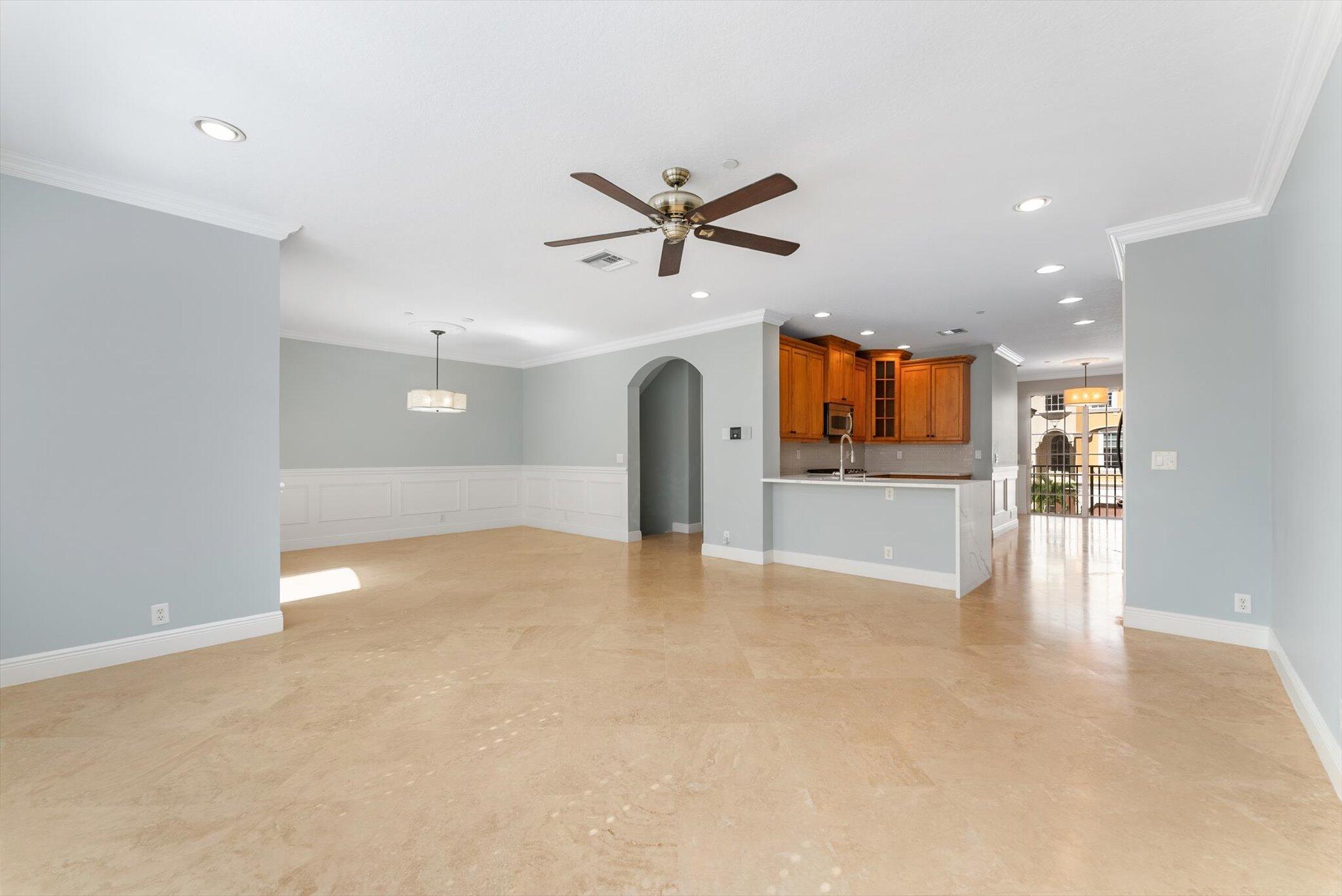 604 Northeast Francesca Lane Boca Raton, FL 33487 - Photo 11 of 55 en view of a livingroom with a kitchen