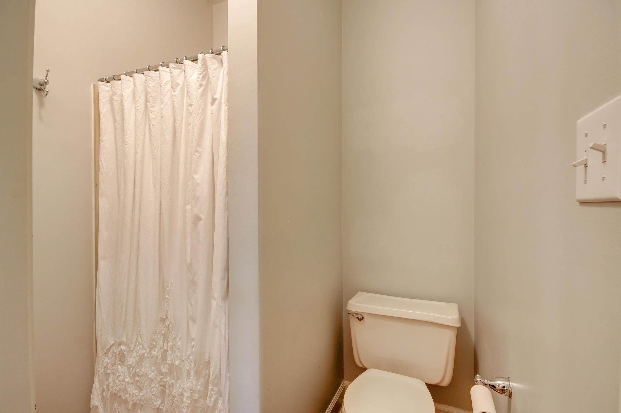 2205 Springlot Road Clarksville, TN 37043 - Photo 11 of 29 Gallery Image 11
