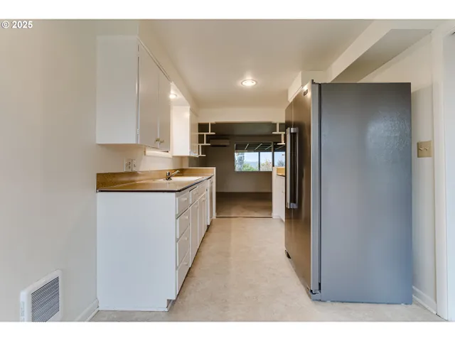 $619,000 | 2550 Lawrence Street, Eugene, OR 97405