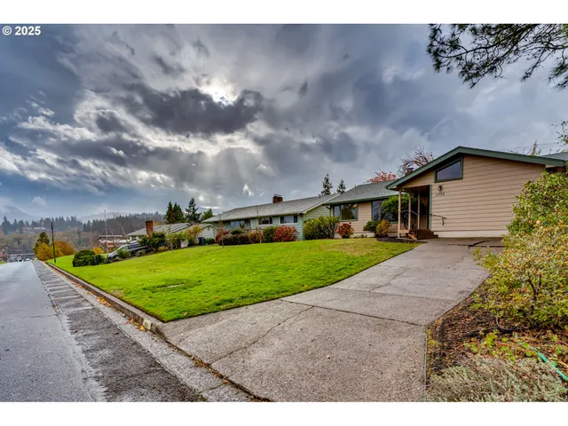 $619,000 | 2550 Lawrence Street, Eugene, OR 97405
