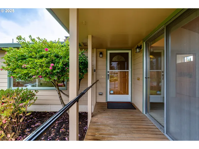 $619,000 | 2550 Lawrence Street, Eugene, OR 97405