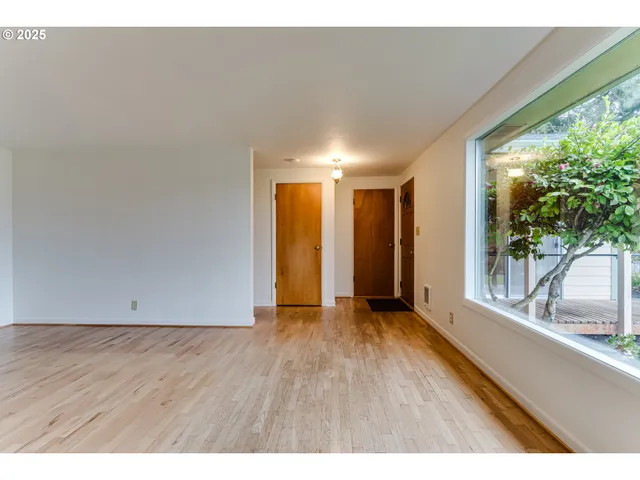 $619,000 | 2550 Lawrence Street, Eugene, OR 97405