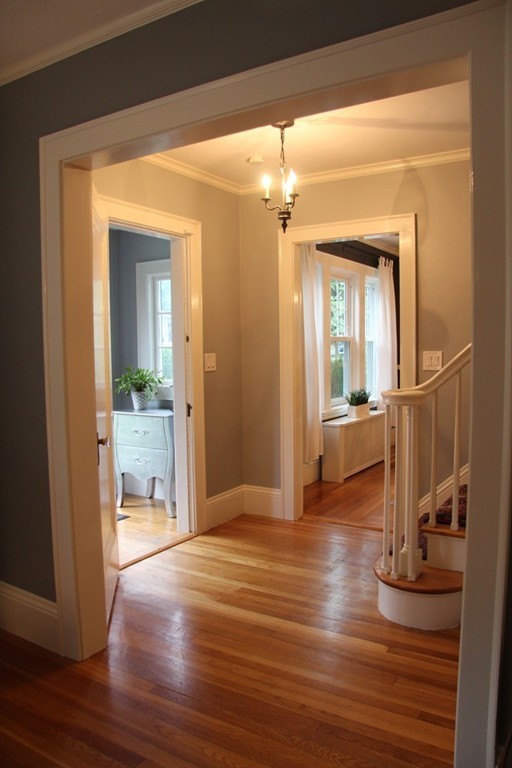 96 Commodore Road Worcester, MA 01602 - Photo 2 of 30 Gallery Image 2