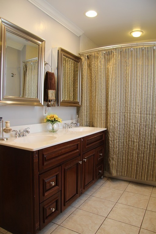 96 Commodore Road Worcester, MA 01602 - Photo 21 of 30 Gallery Image 21