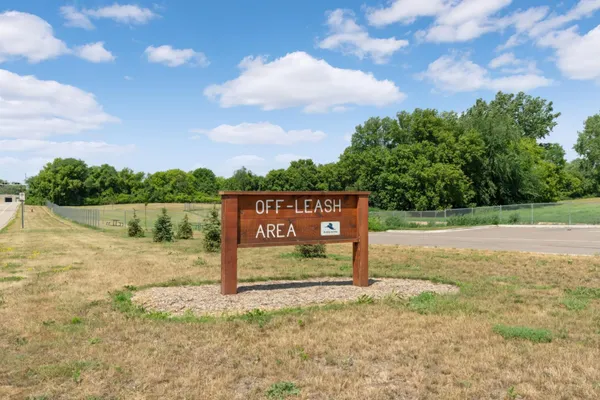 $229,900 | 5141 Balmoral Lane, Unit 3, Bloomington, MN 55437