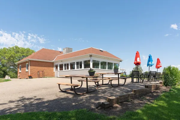 $229,900 | 5141 Balmoral Lane, Unit 3, Bloomington, MN 55437