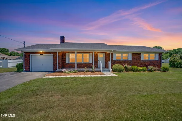 $359,000 | 119 Southgate Drive, Elizabethton, TN 37643