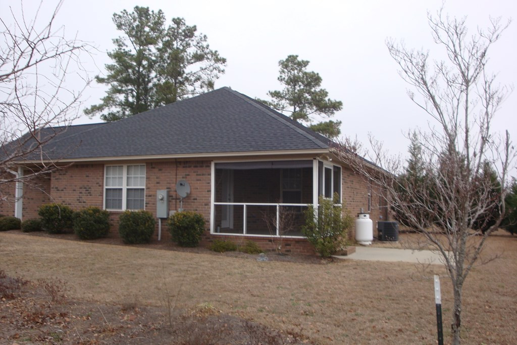 40 Shadybrook Court Sumter, SC 29154 - Photo 2 of 4