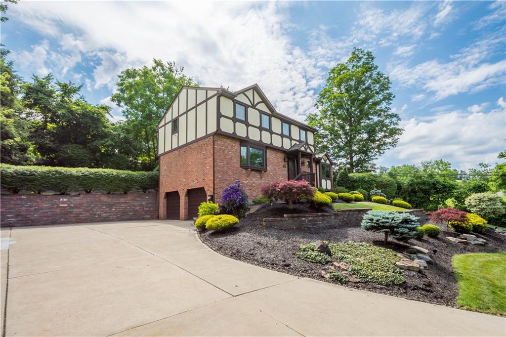 2535 Morton Road Pittsburgh, PA 15241 - Photo 3 of 48