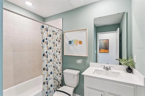 $259,999 | 650 Cedar Elm Court, Eustis, FL 32726