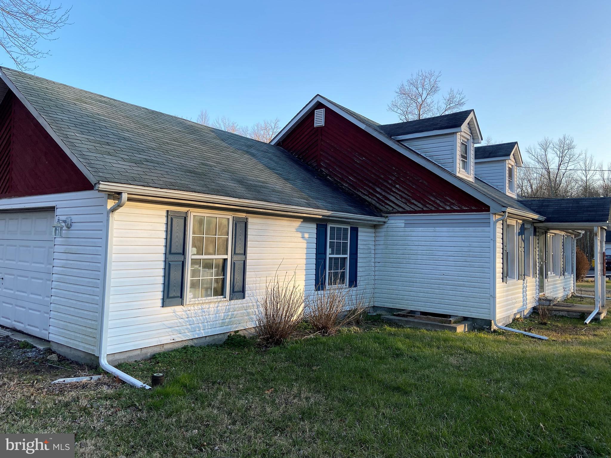 6041 Shady Side Road Shady Side, MD 20764 - Photo 2 of 14 Garage