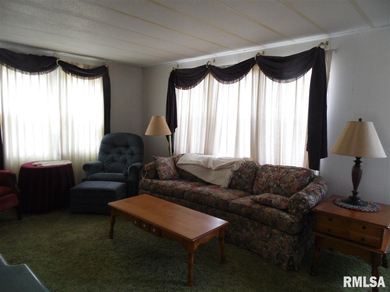 13725 North 2100th Road Good Hope, IL 61438 - Photo 6 of 22
