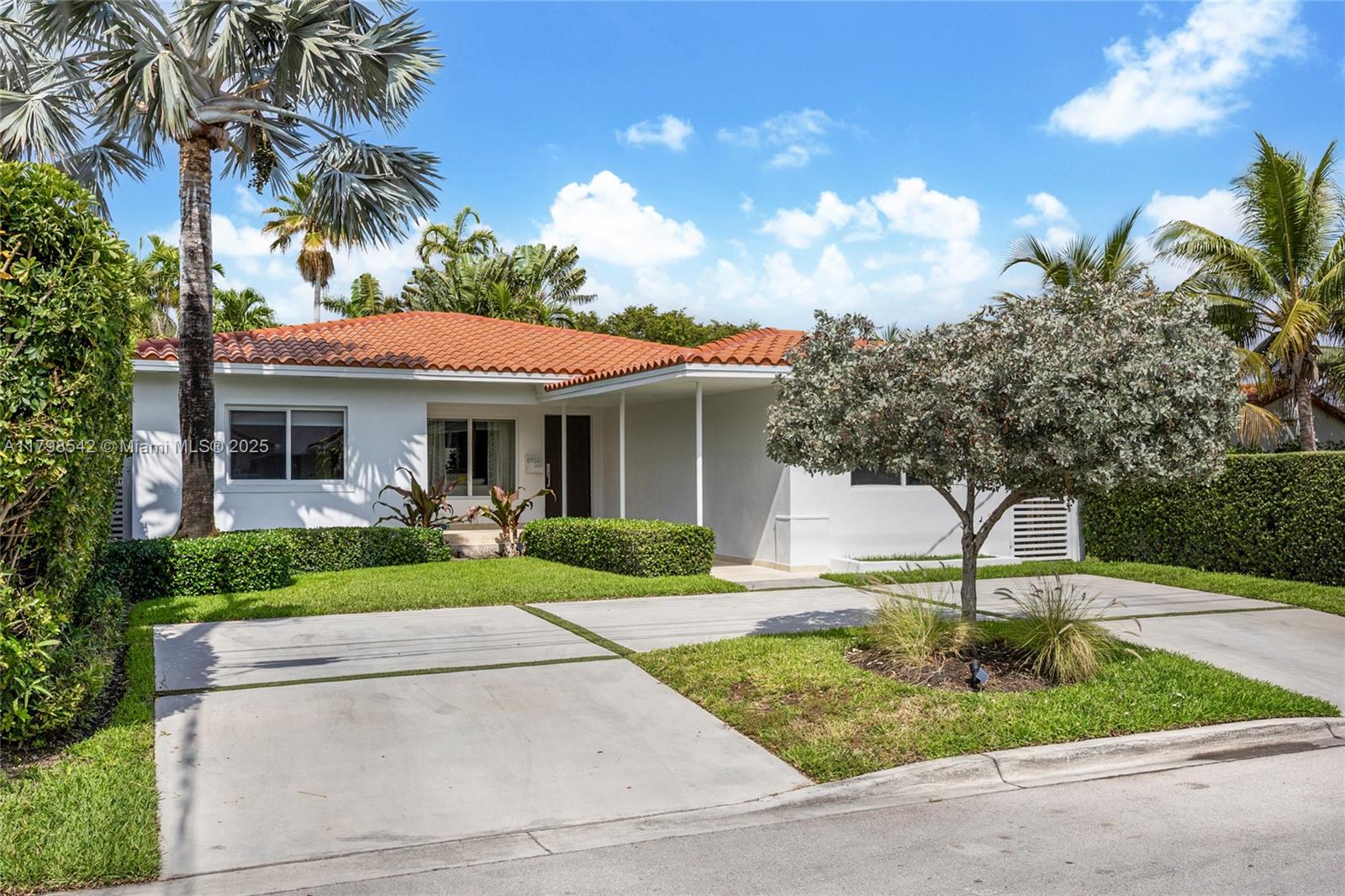 8950 Byron Avenue Surfside, FL 33154 - Photo 1 of 12