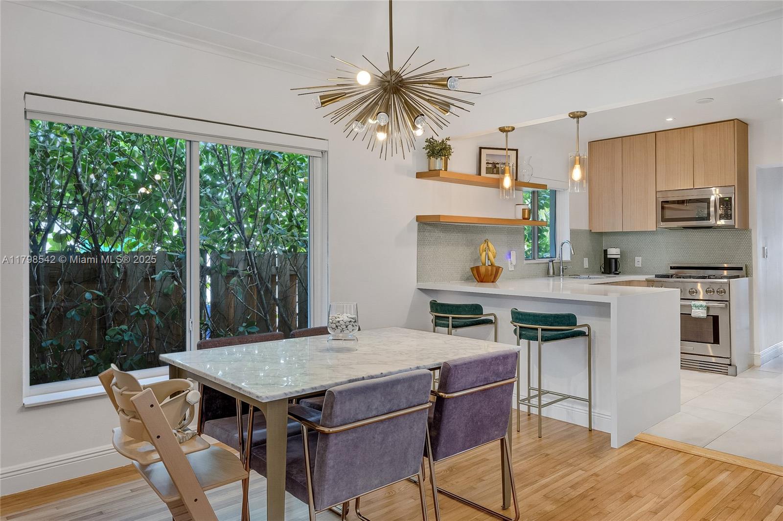 8950 Byron Avenue Surfside, FL 33154 - Photo 4 of 12