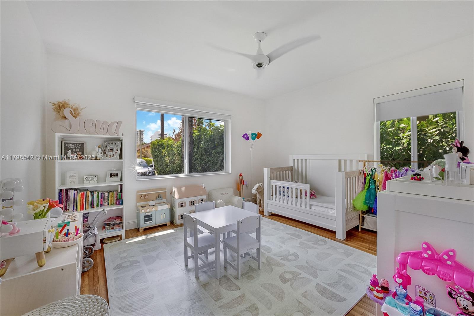 8950 Byron Avenue Surfside, FL 33154 - Photo 8 of 12