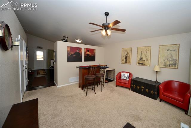 6526 Hannah Rose Road Colorado Springs, CO 80923 - Photo 4 of 27 Gallery Image 4