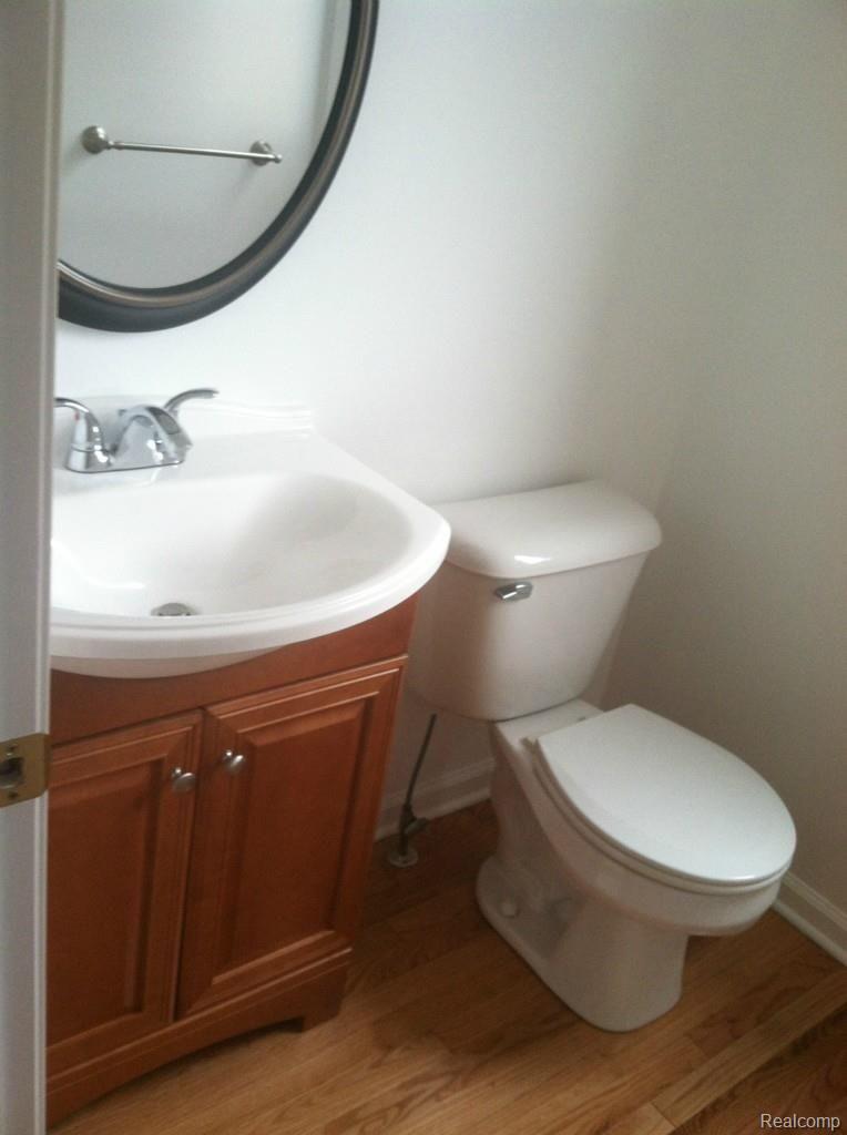 6507 Fox Hills Road Canton, MI 48187 - Photo 5 of 13 photo1.jpg