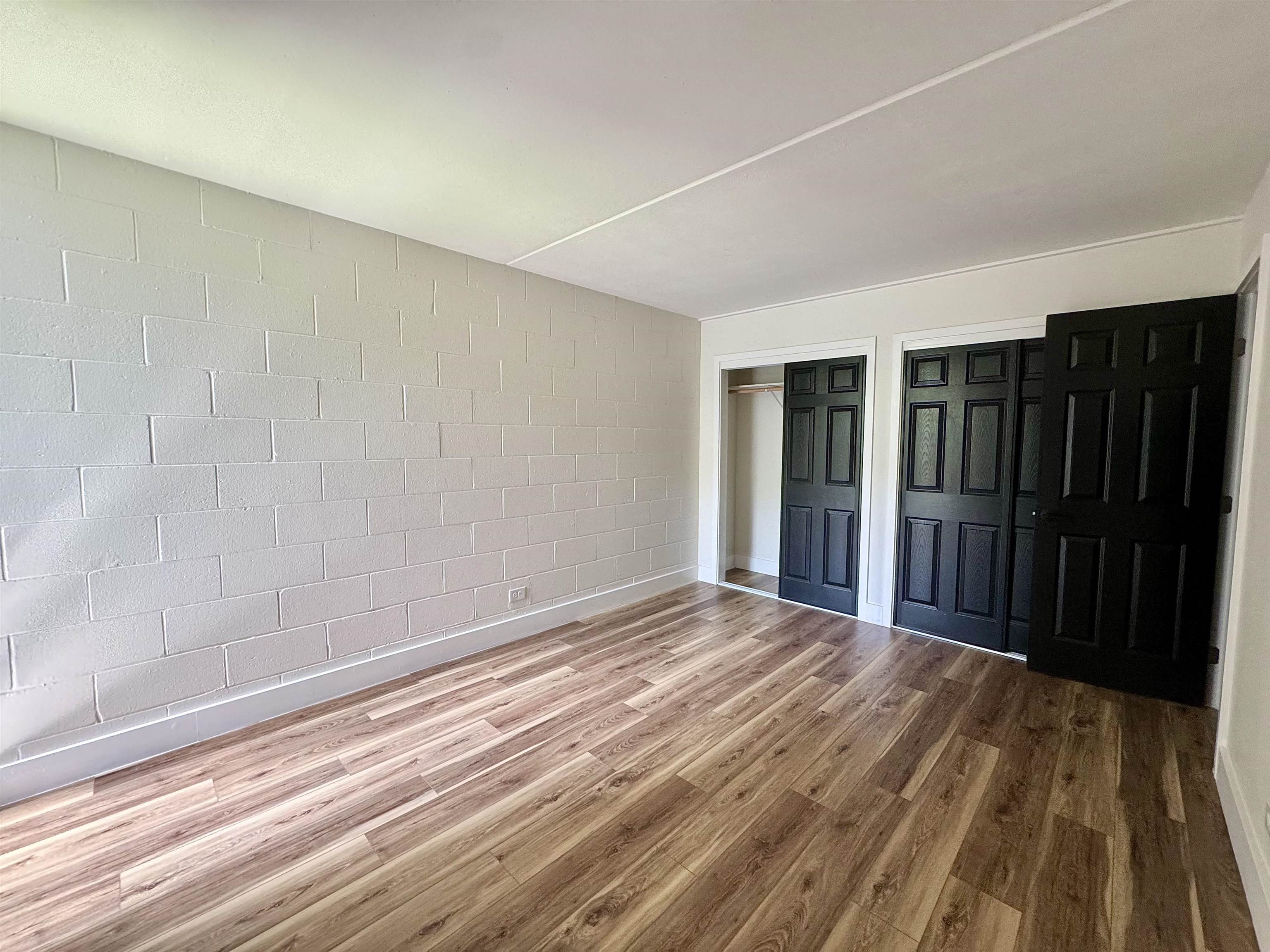 111 Kahului Beach Road, Unit D321 Kahului, HI 96732 - Photo 12 of 22 a view of wooden floor and closet in a room