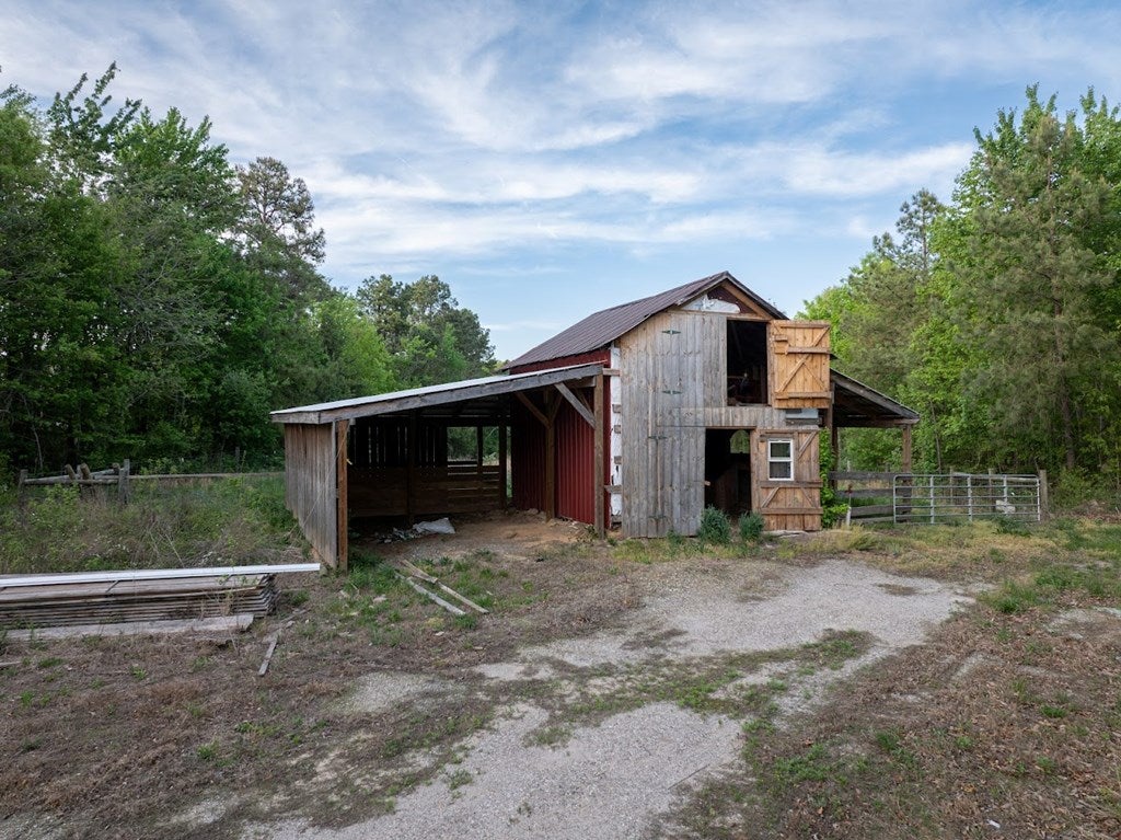 148 Mt Zion Road Phenix, VA 23959 - Photo 3 of 14 Gallery Image 3