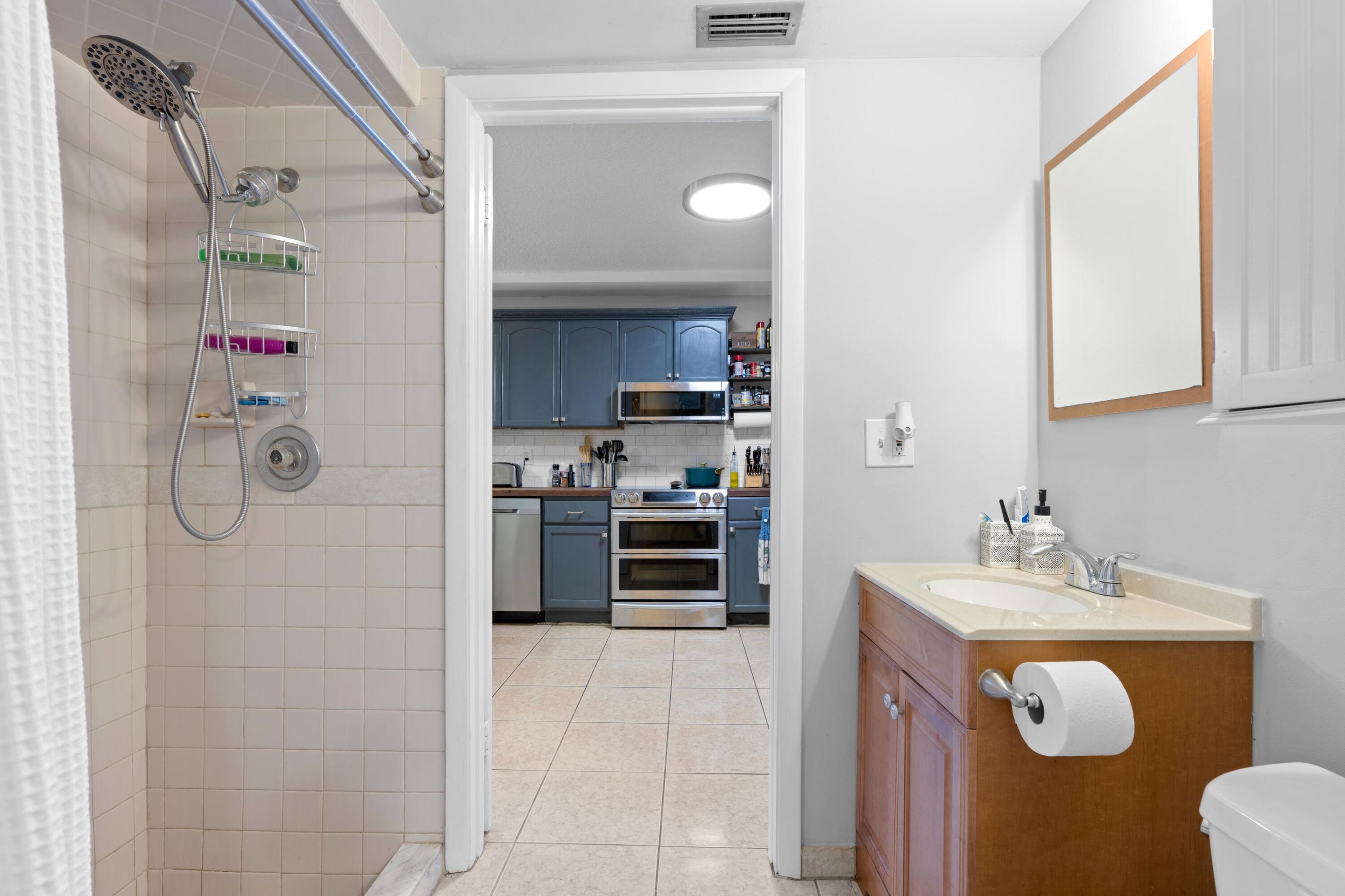302 Maplecrest Circle Jupiter, FL 33458 - Photo 20 of 33 DSC09348.jpg-SMALL