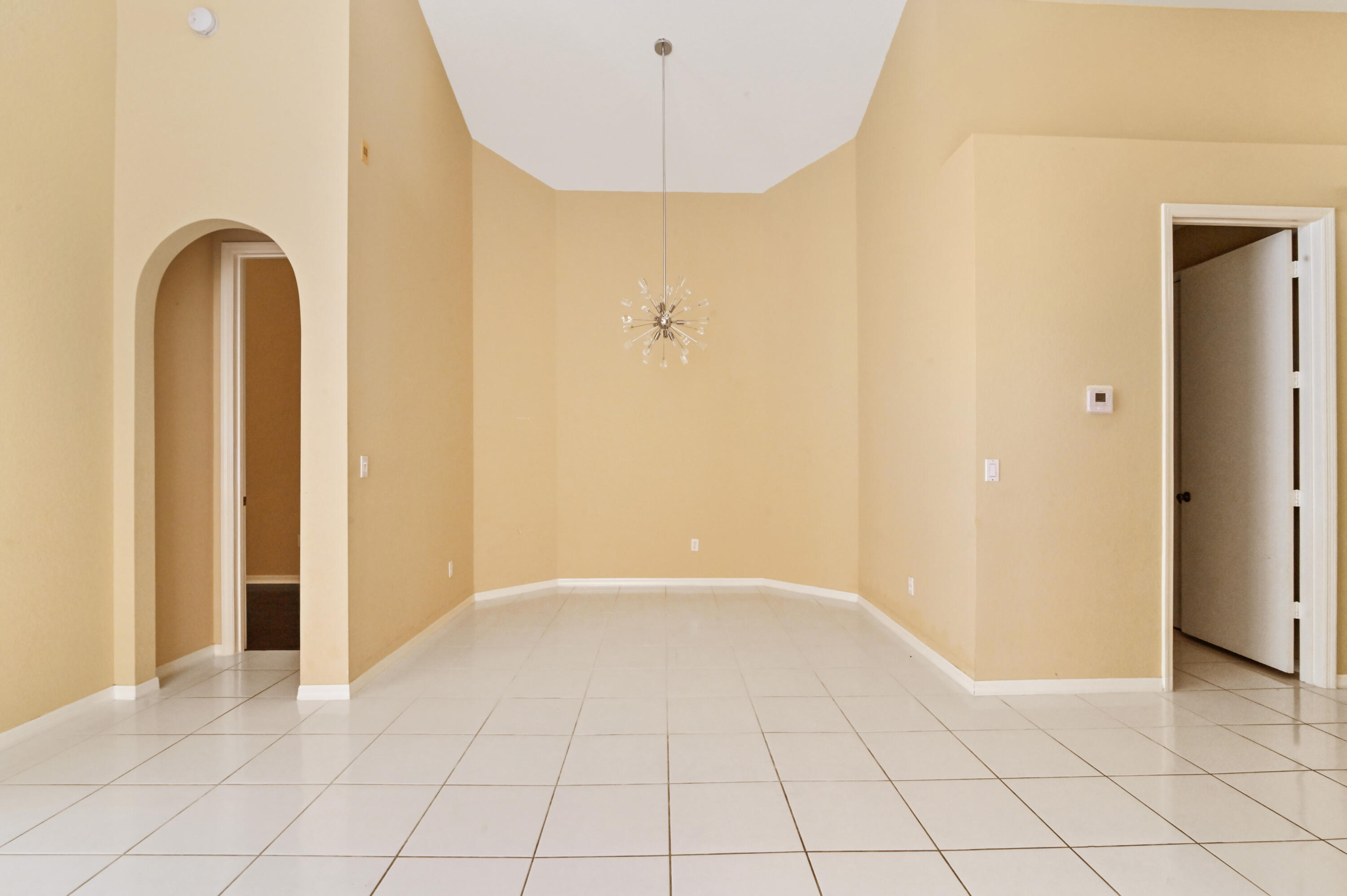 4337 Northwest 29th Way Boca Raton, FL 33434 - Photo 11 of 33 11 Living Room 04