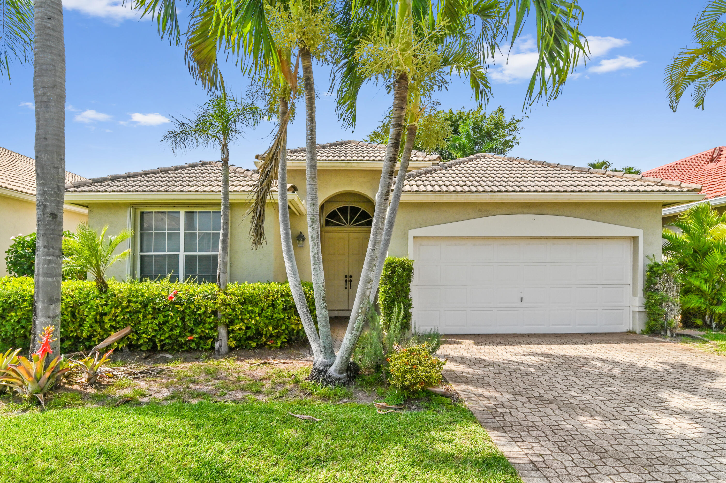 4337 Northwest 29th Way Boca Raton, FL 33434 - Photo 2 of 33 02 Front 002