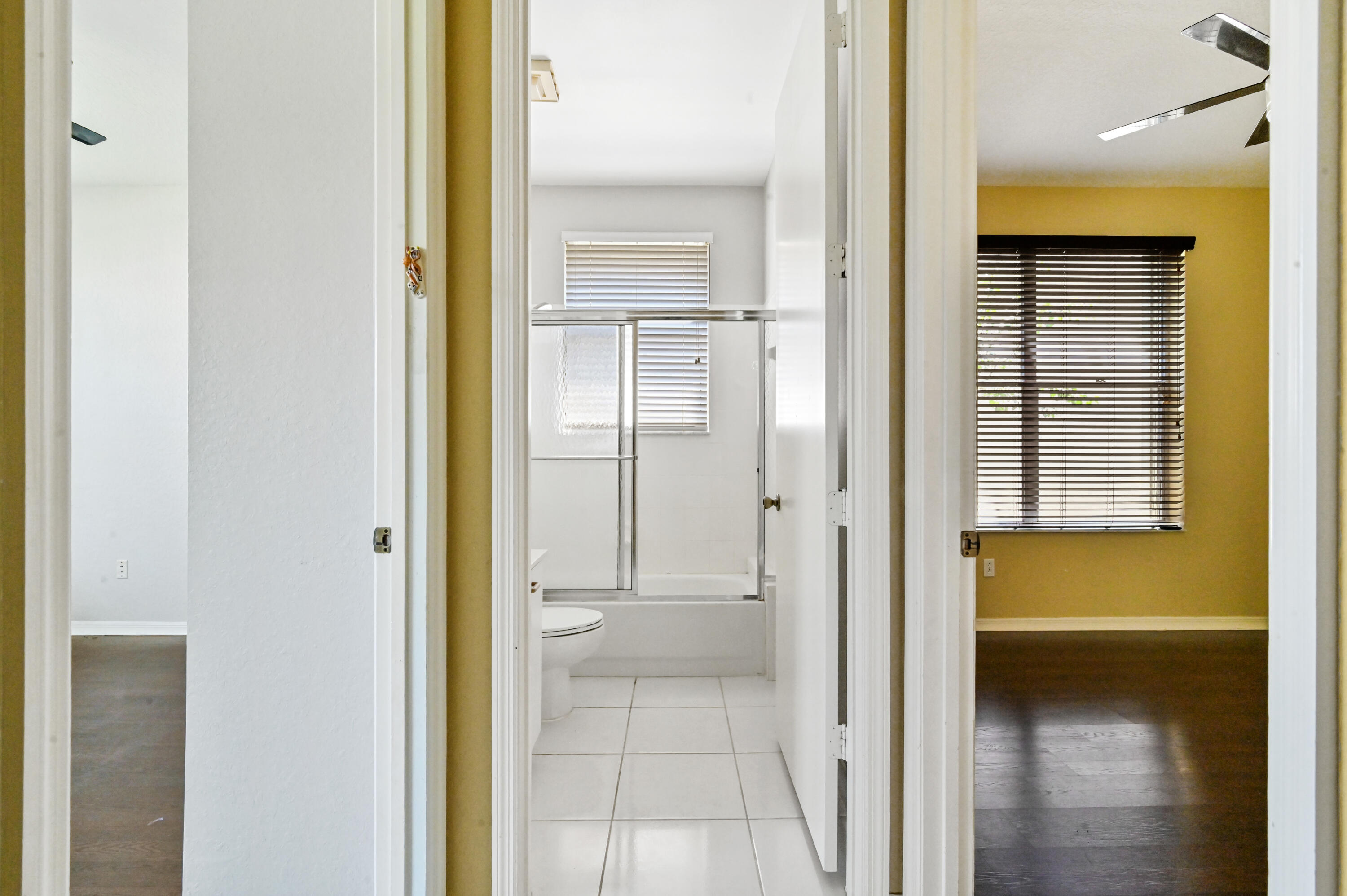 4337 Northwest 29th Way Boca Raton, FL 33434 - Photo 25 of 33 25 hall 01