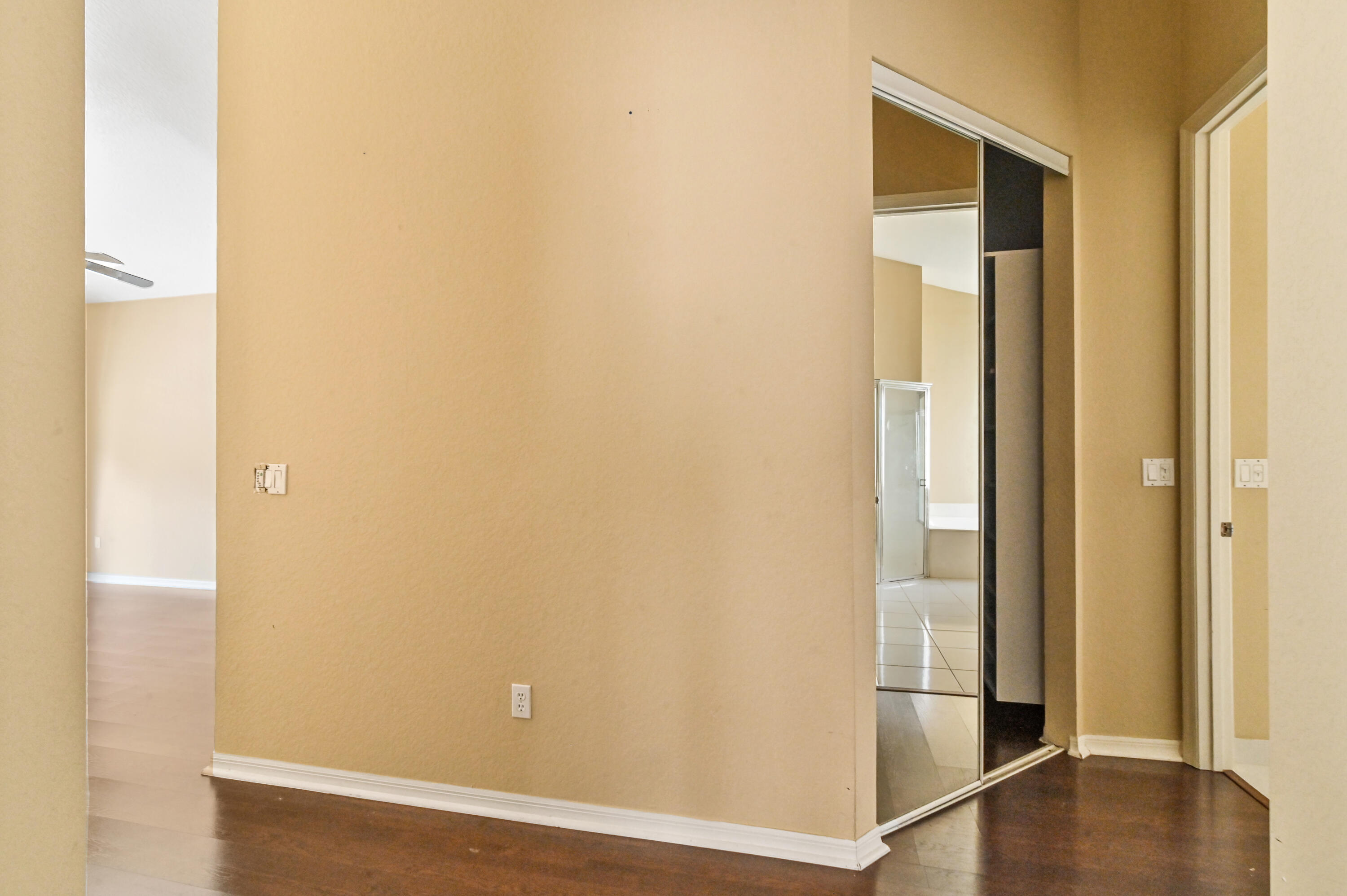 4337 Northwest 29th Way Boca Raton, FL 33434 - Photo 27 of 33 27 entry 01