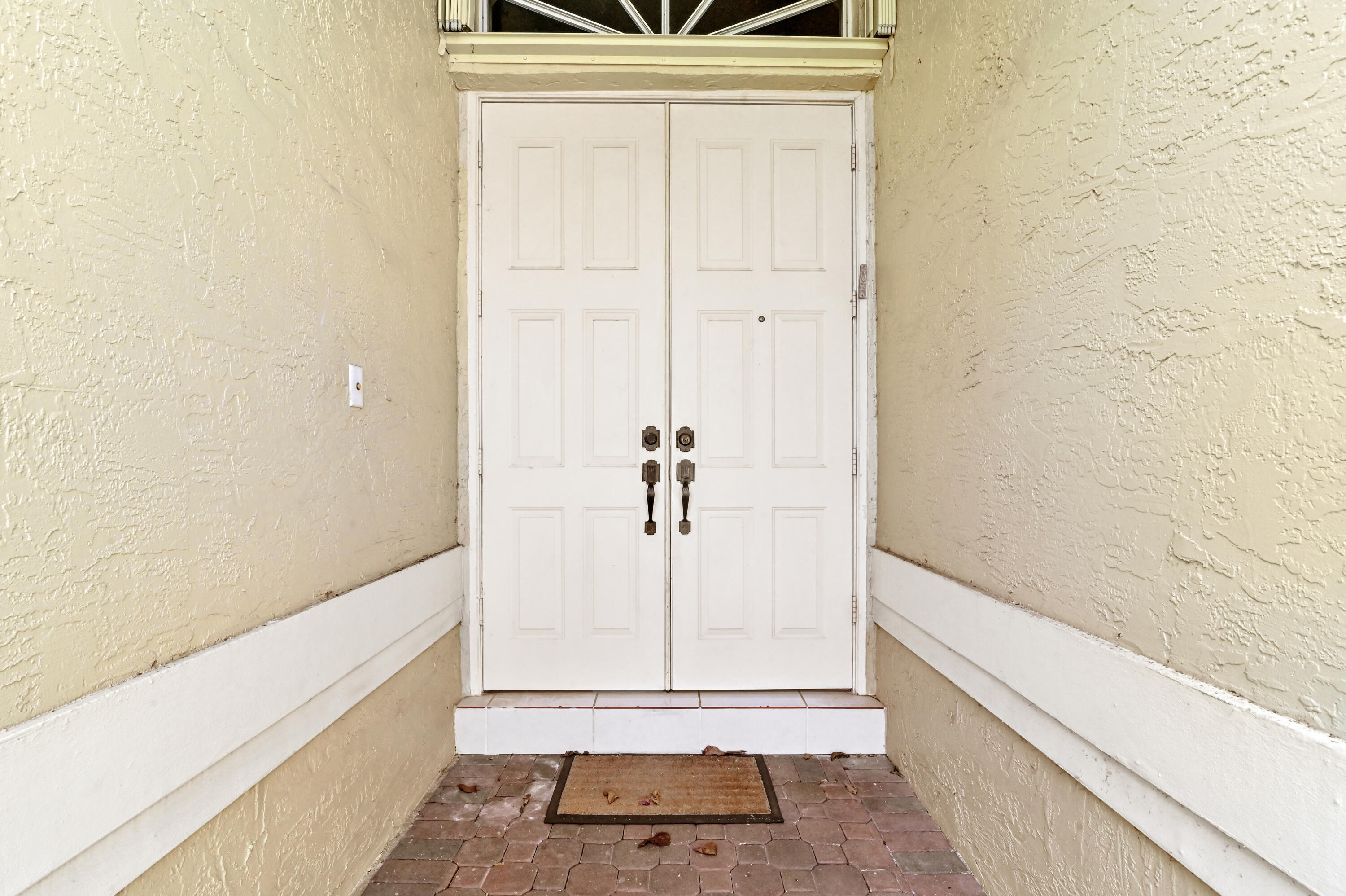4337 Northwest 29th Way Boca Raton, FL 33434 - Photo 4 of 33 04 entry 01