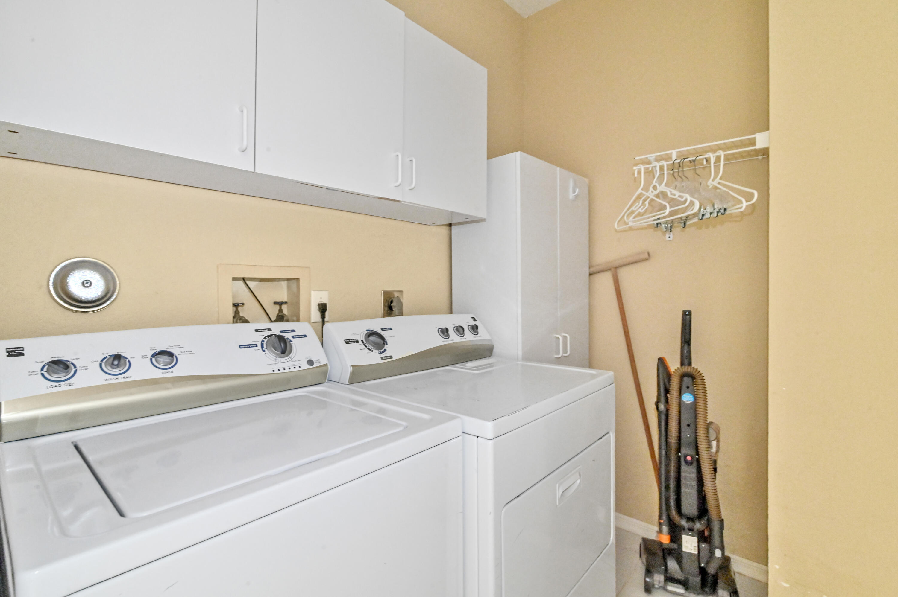 4337 Northwest 29th Way Boca Raton, FL 33434 - Photo 7 of 33 07 laundry room 01