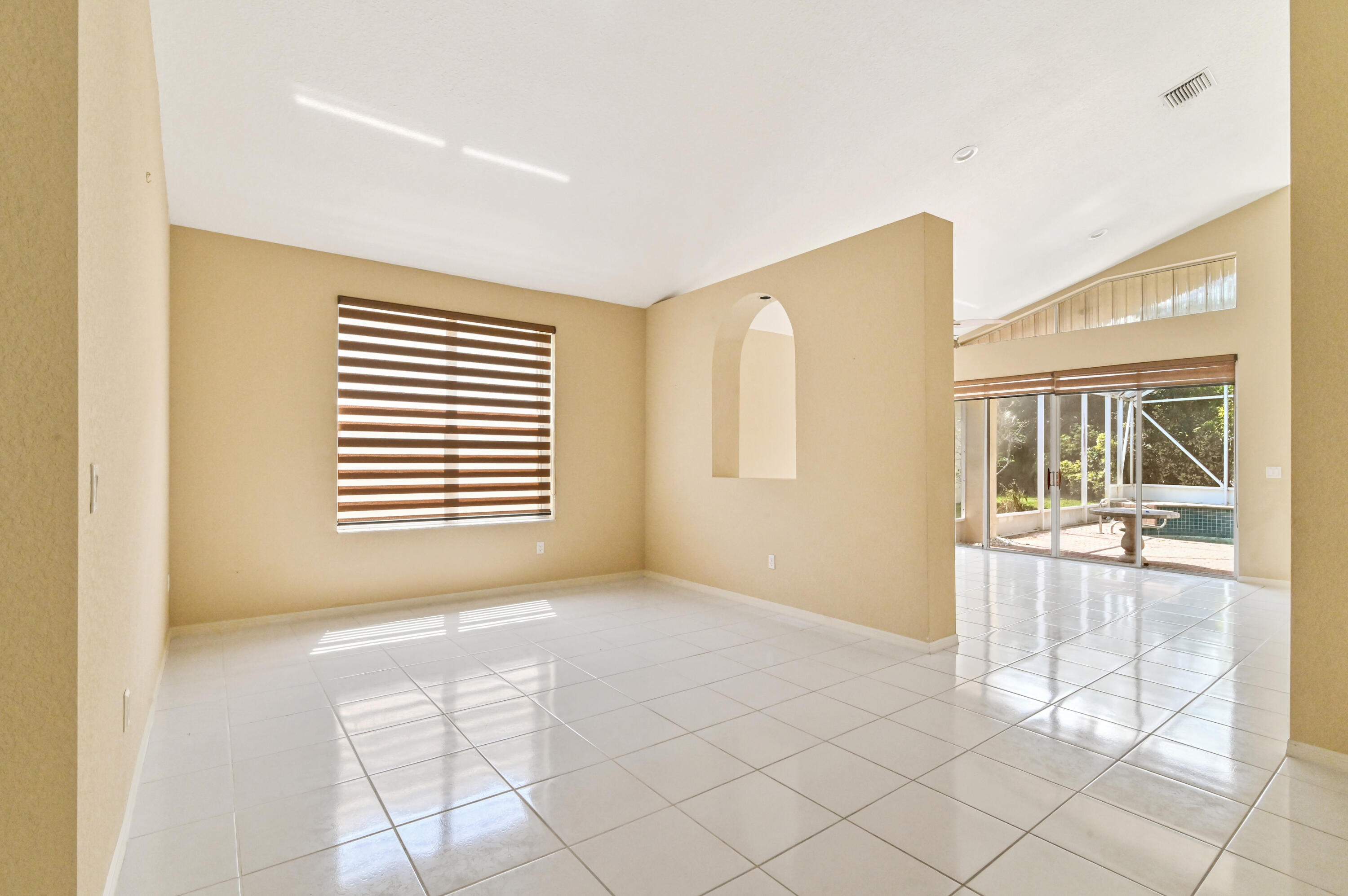 4337 Northwest 29th Way Boca Raton, FL 33434 - Photo 9 of 33 09 Living Room 02