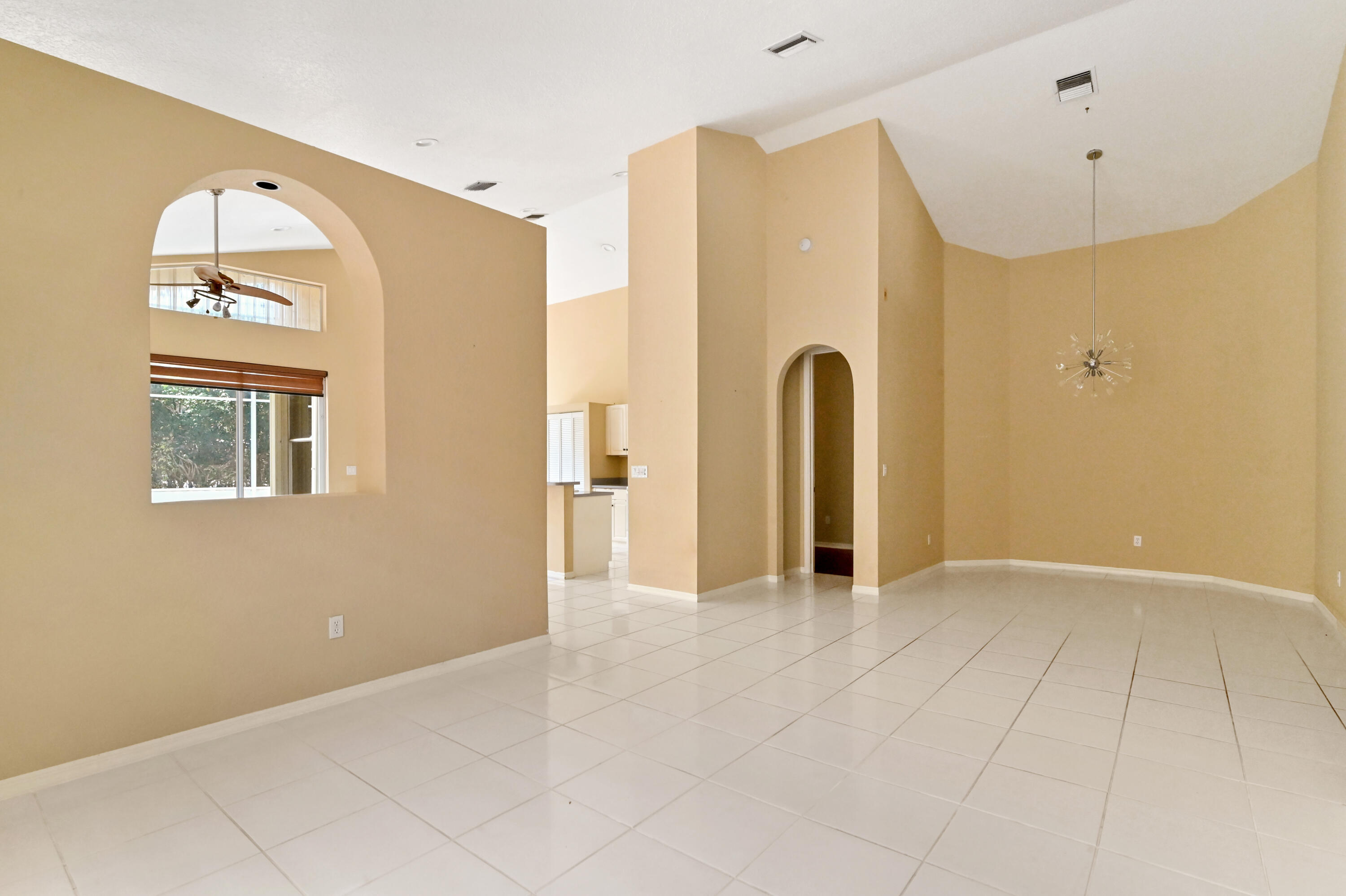4337 Northwest 29th Way Boca Raton, FL 33434 - Photo 10 of 33 10 Living Room 03