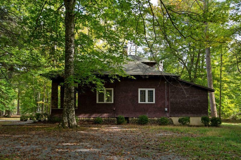 1976 Hamilton Road Ronceverte, WV 24970 - Photo 4 of 38 Gallery Image 4