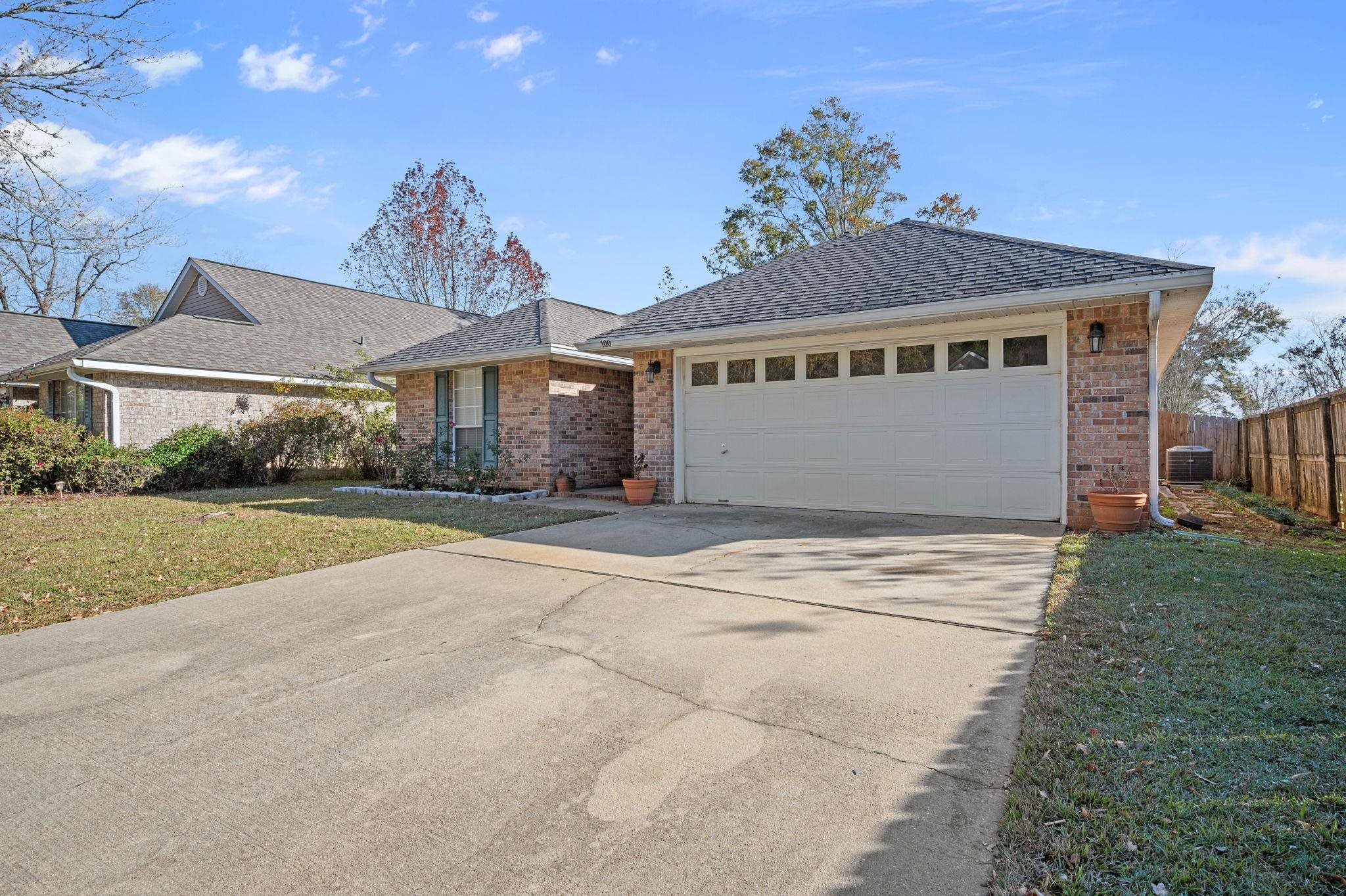 100 Davison Loop Fairhope, AL 36532 - Photo 3 of 29