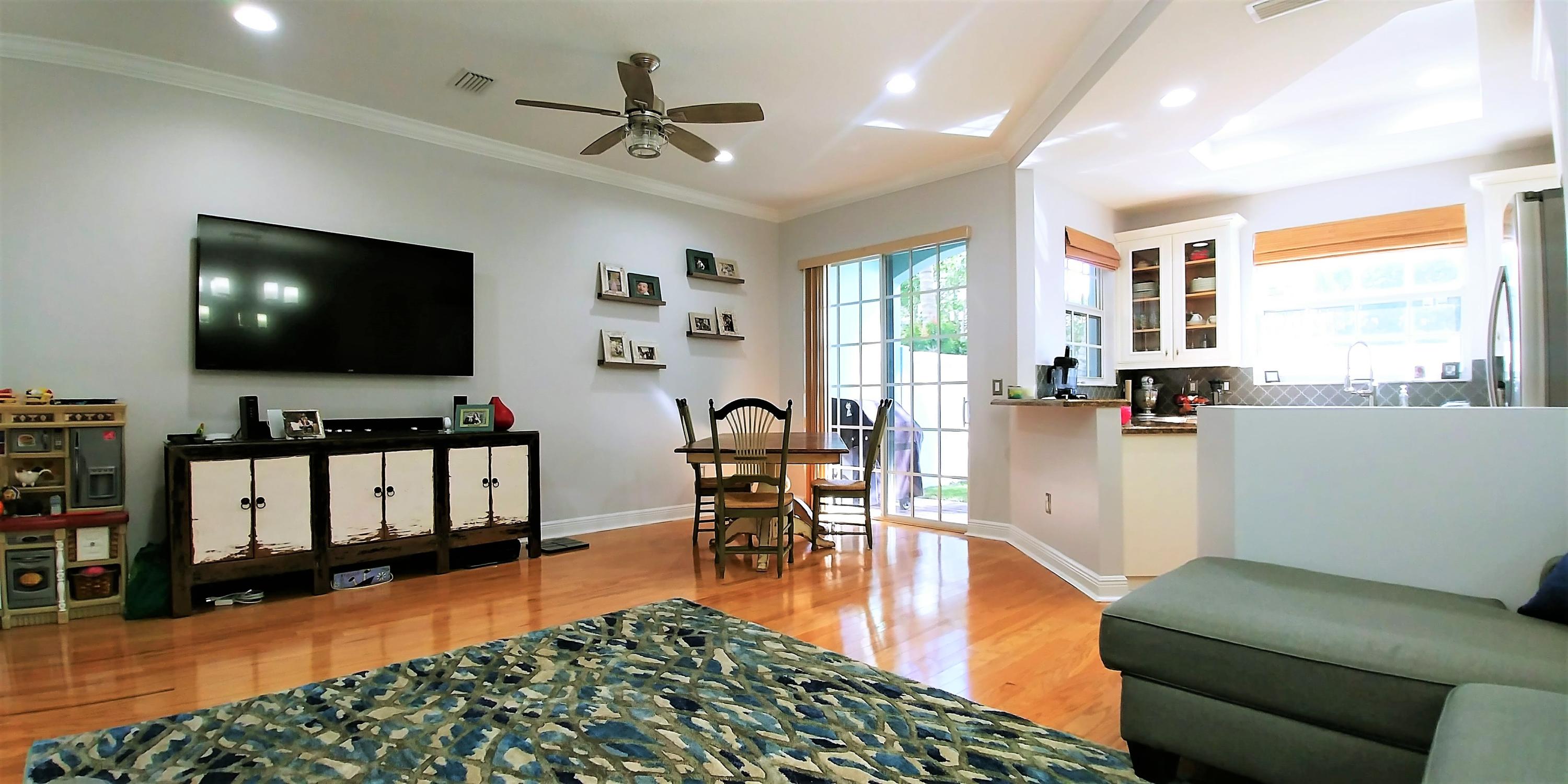 465 Ocean Ridge Way Juno Beach, FL 33408 - Photo 3 of 32 Living / Dining