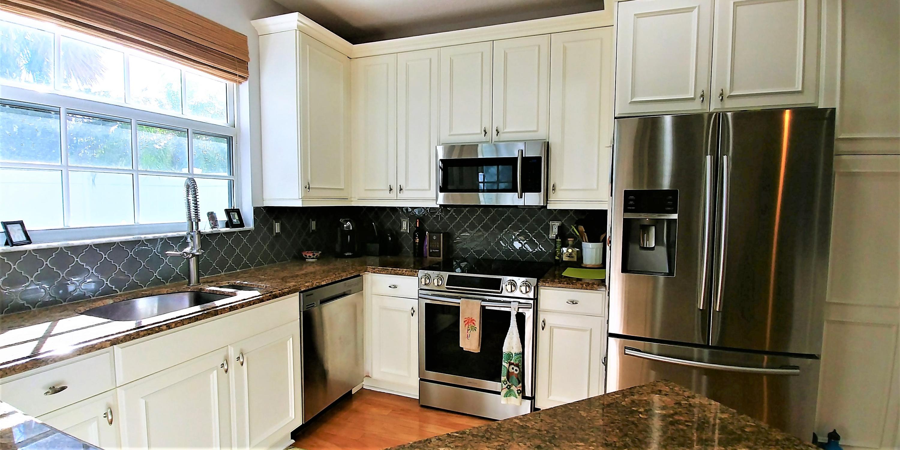 465 Ocean Ridge Way Juno Beach, FL 33408 - Photo 8 of 32 Bright Light