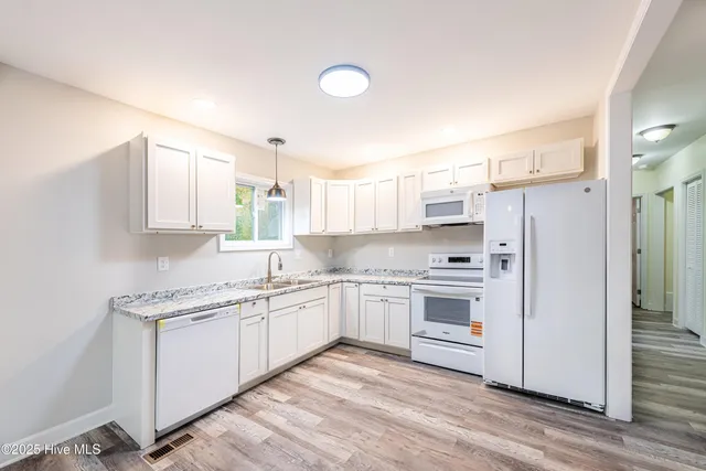 $264,900 | 622 Walnut Drive, Jacksonville, NC 28540