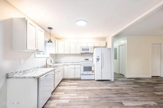 $264,900 | 622 Walnut Drive, Jacksonville, NC 28540