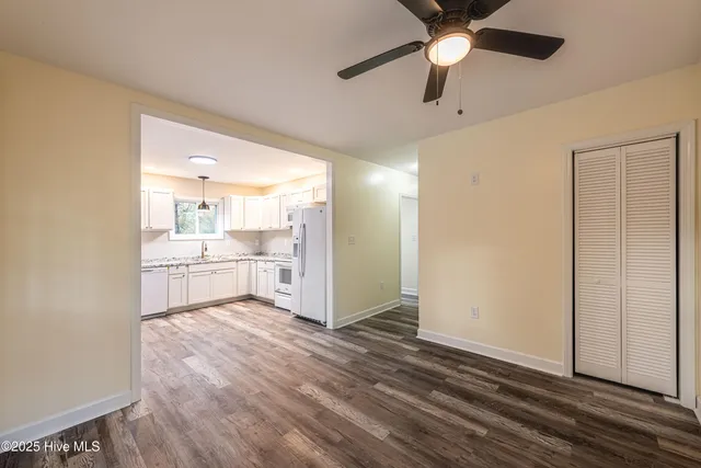 $264,900 | 622 Walnut Drive, Jacksonville, NC 28540