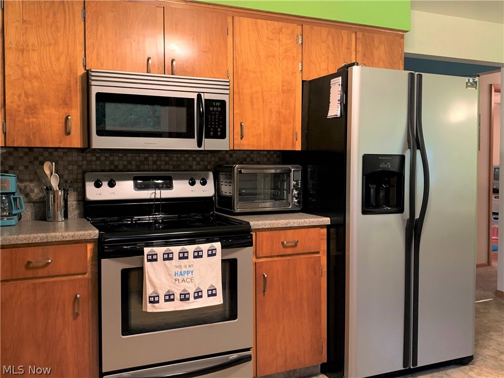 686 State Road Northwest Warren, OH 44483 - Photo 14 of 25 Gallery Image 14